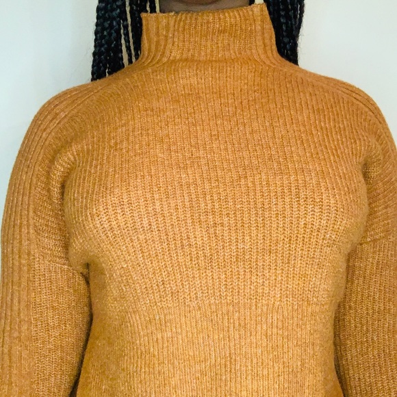 Cropped Brown Knitwear - Picture 2 of 5